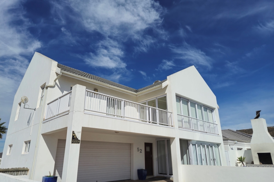 4 Bedroom Property for Sale in Sandy Point Western Cape